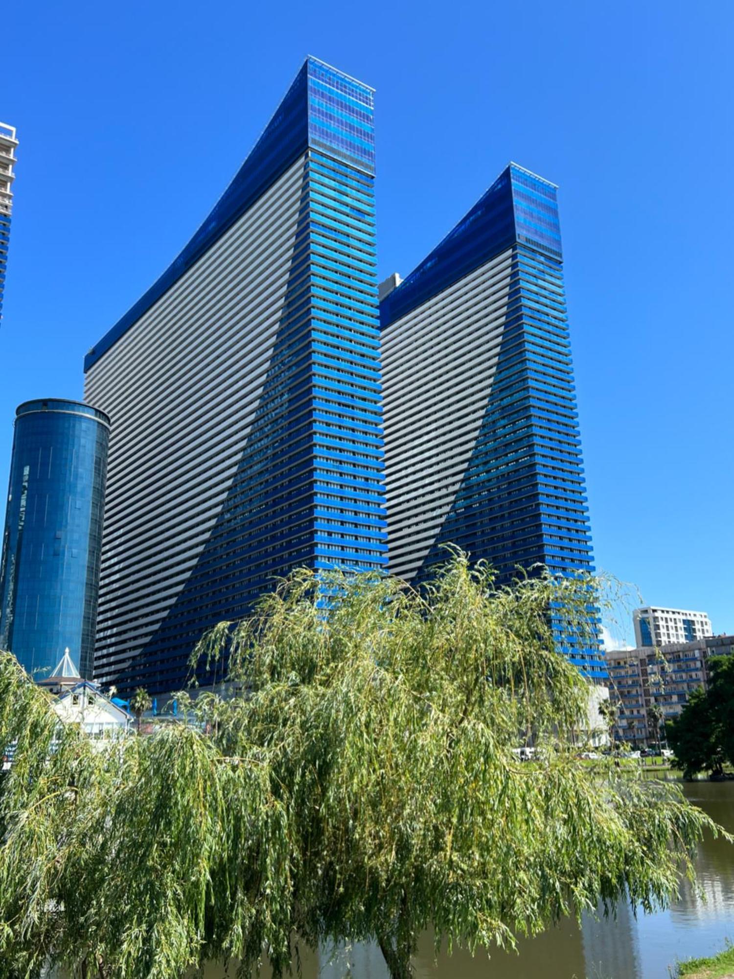 Panorama Sea View Central City Batumi & Aparthotel Exterior foto